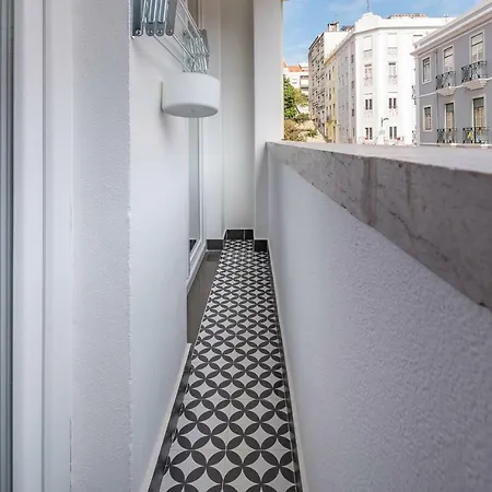 Style And Comfort In Downtown *