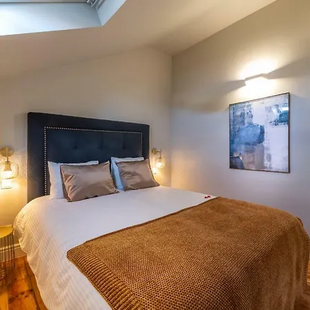 Style And Comfort In Downtown 리스본