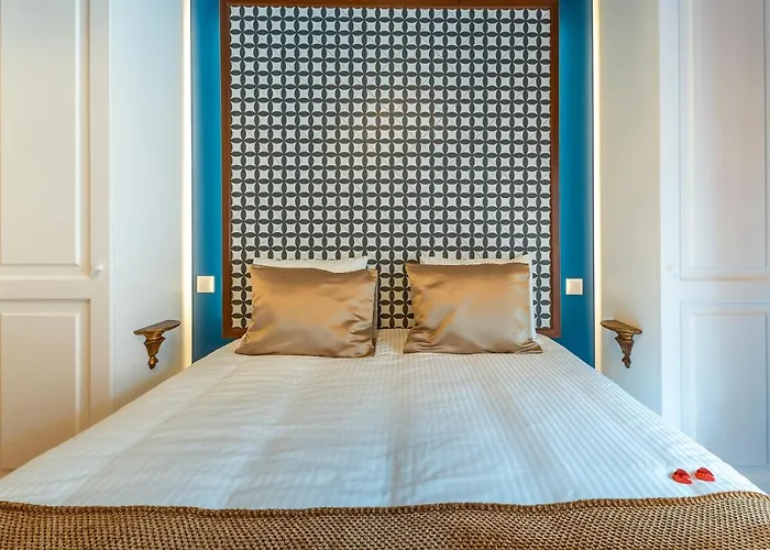 Style And Comfort In Downtown Apartamento