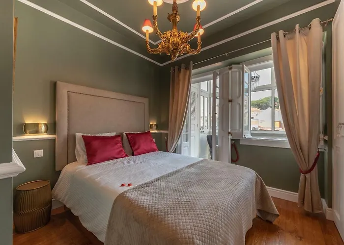 Style And Comfort In Downtown