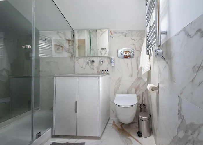 Style And Comfort In Downtown