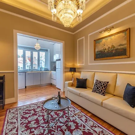 Style And Comfort In Downtown *